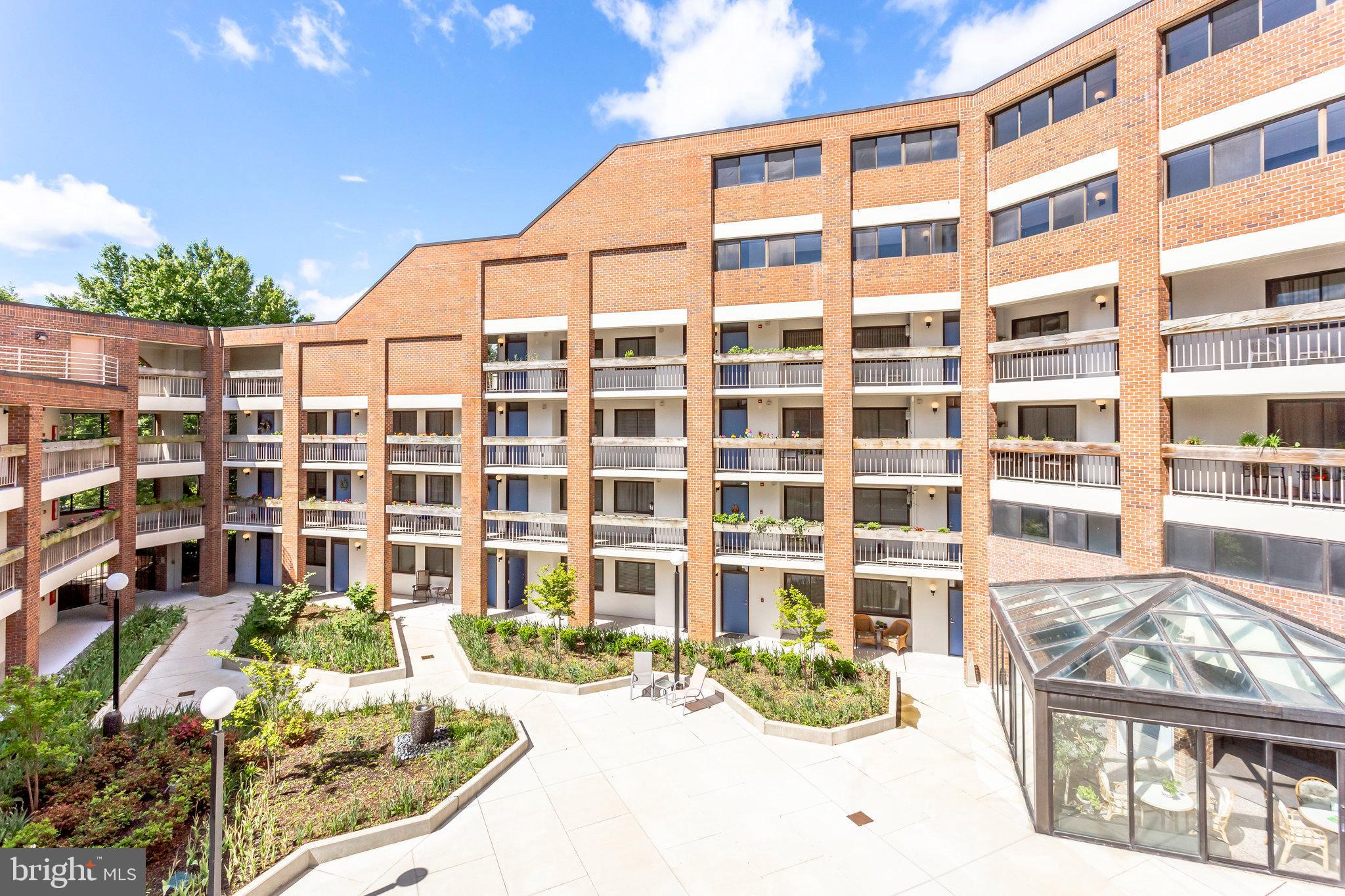 THOREAU PLACE CONDOS - Residential