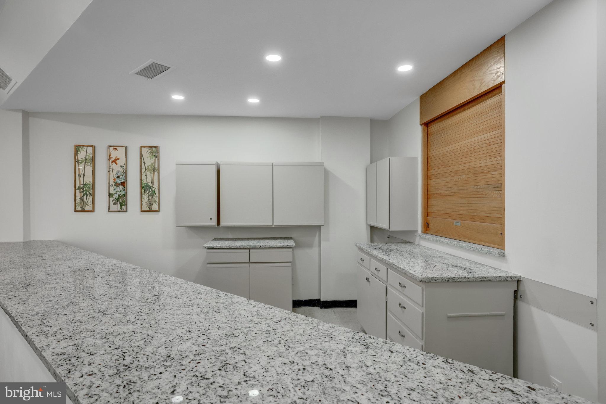 THOREAU PLACE CONDOS - Residential