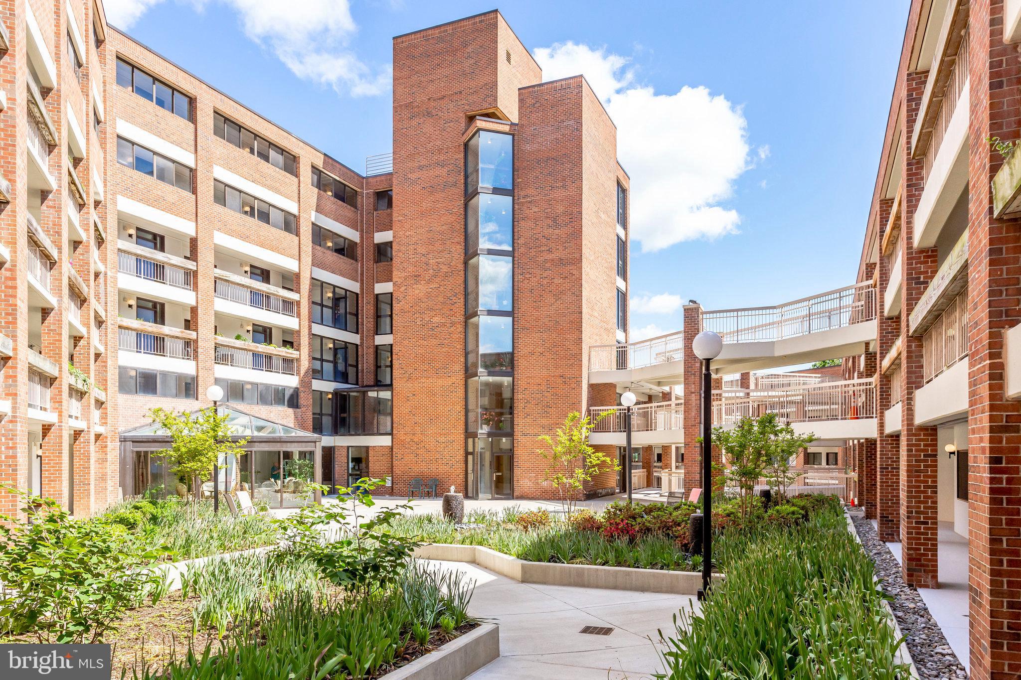 THOREAU PLACE CONDOS - Residential