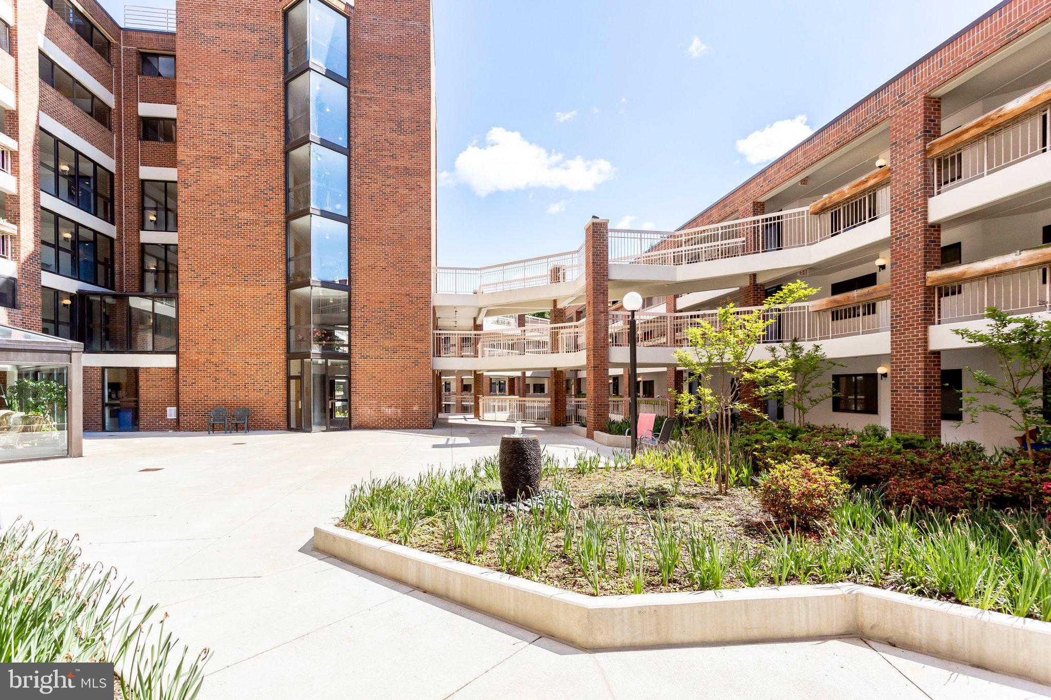 THOREAU PLACE CONDOS - Residential