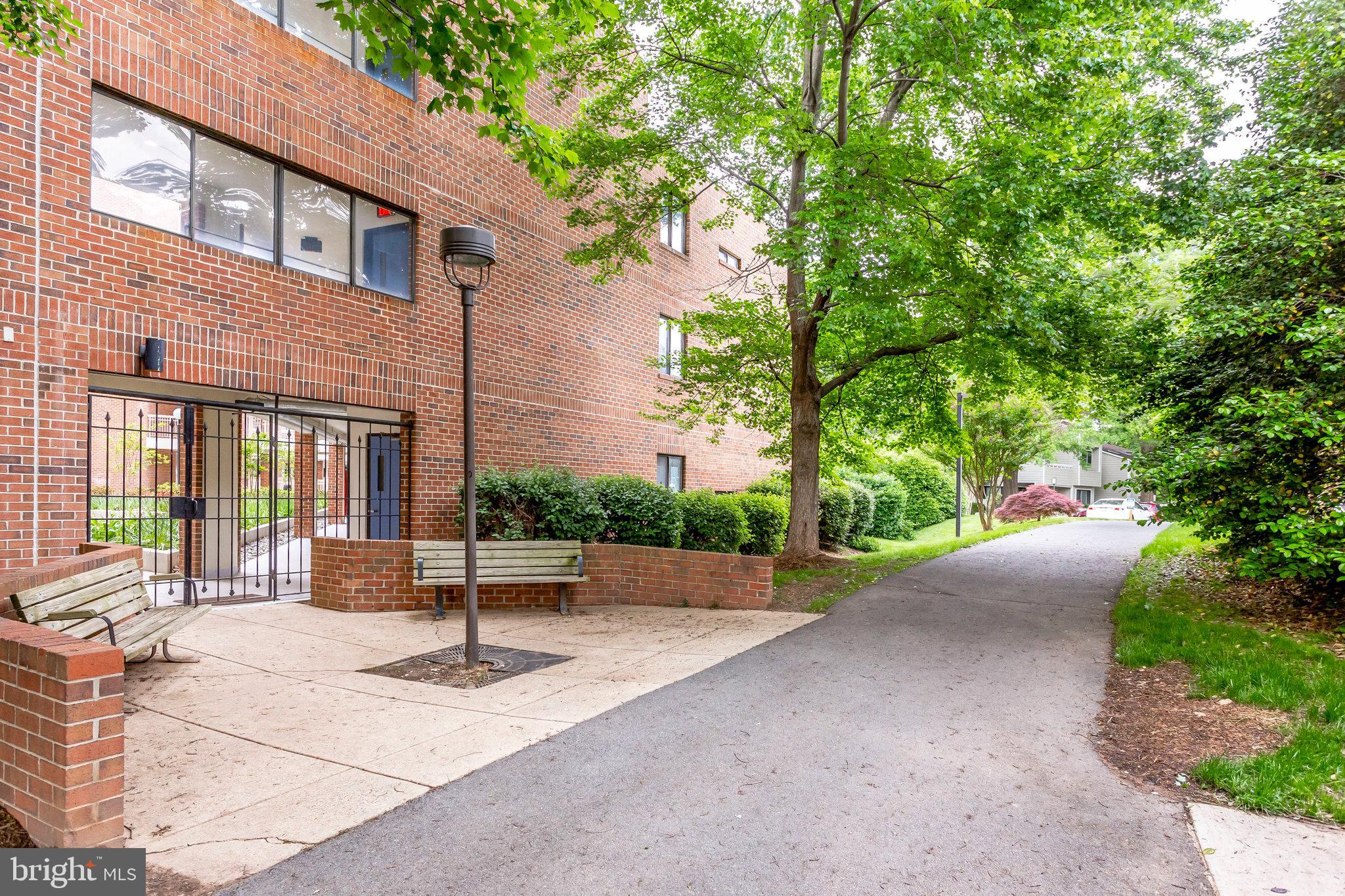 THOREAU PLACE CONDOS - Residential