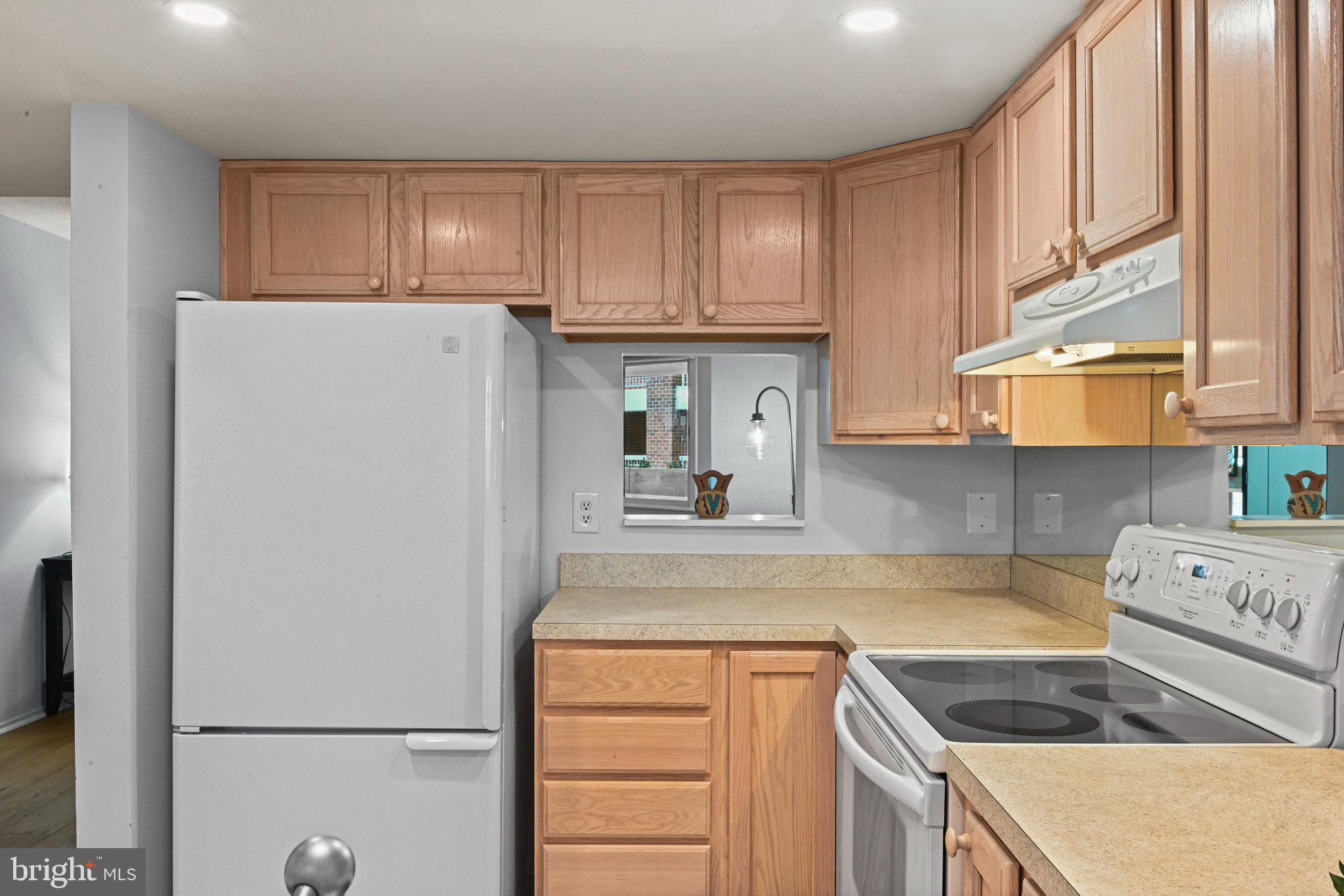 THOREAU PLACE CONDOS - Residential