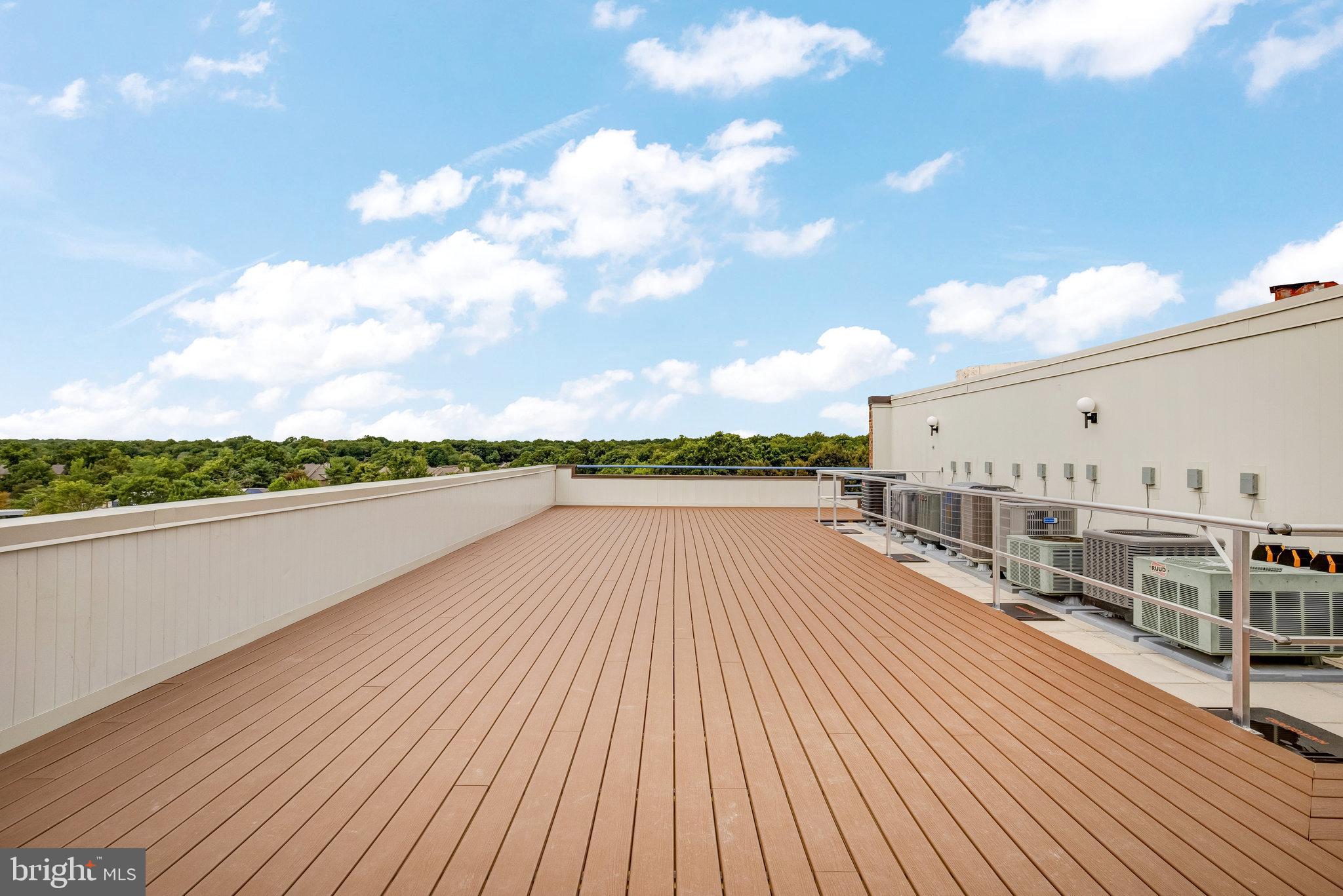 THOREAU PLACE CONDOS - Residential