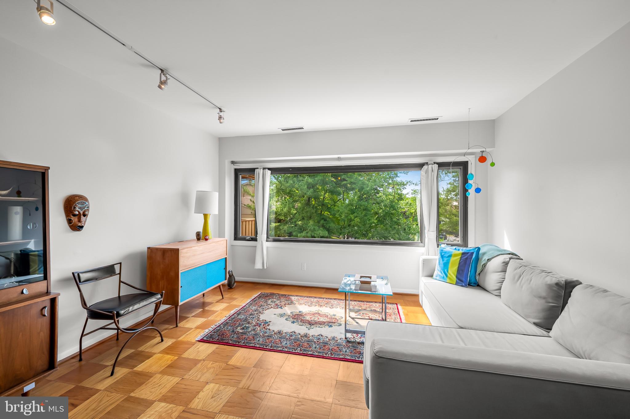 1 HAMILL COURT 45