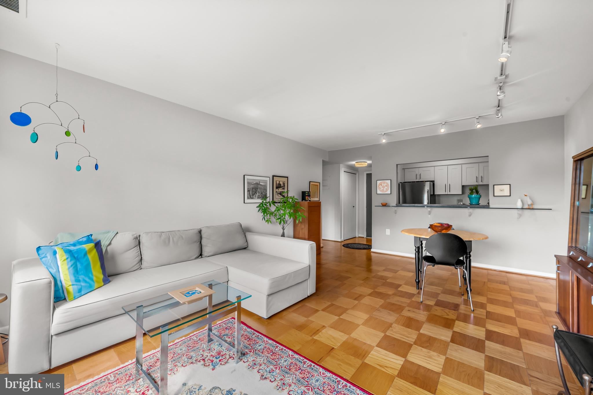 1 HAMILL COURT 45
