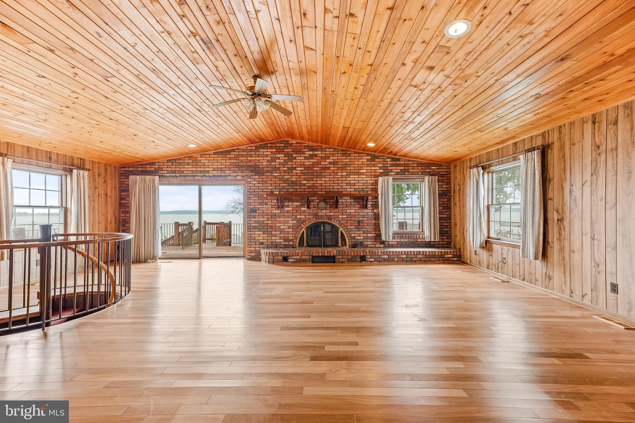 BRISCOE - Residential