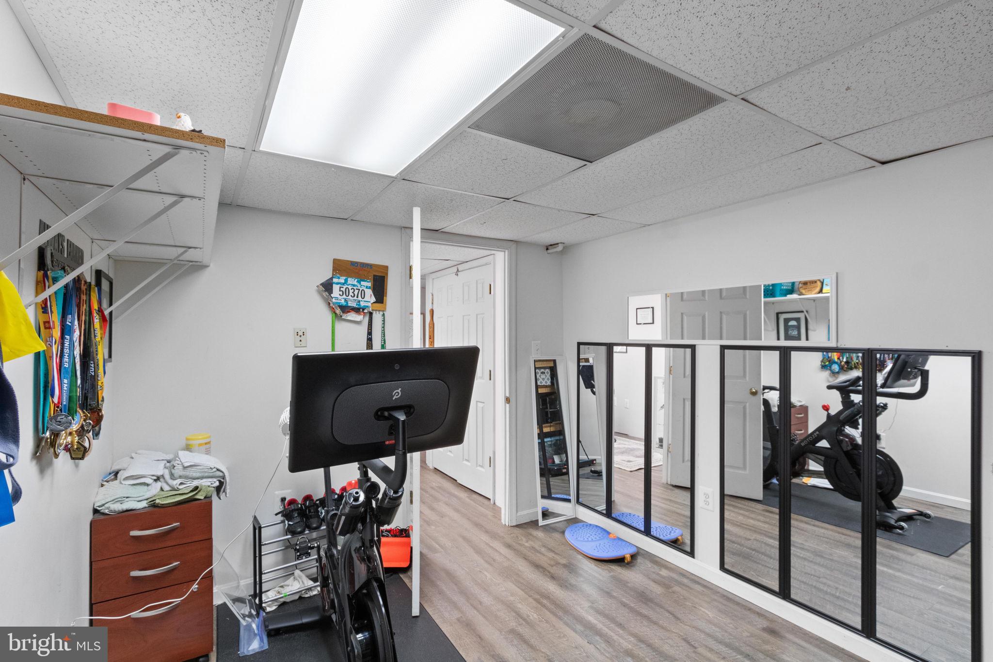 SHELTONS RUN - Residential Lease