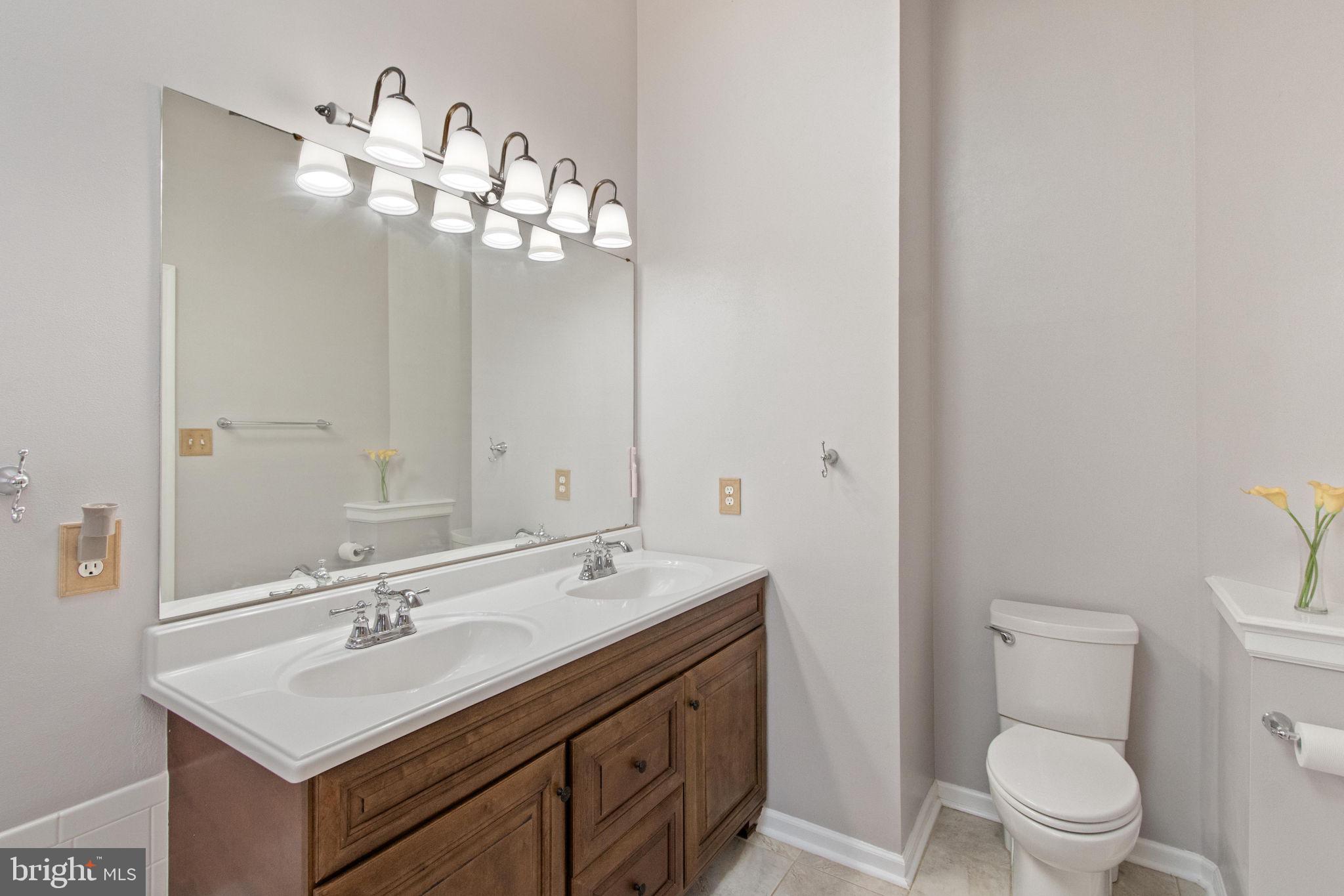 SHELTONS RUN - Residential Lease