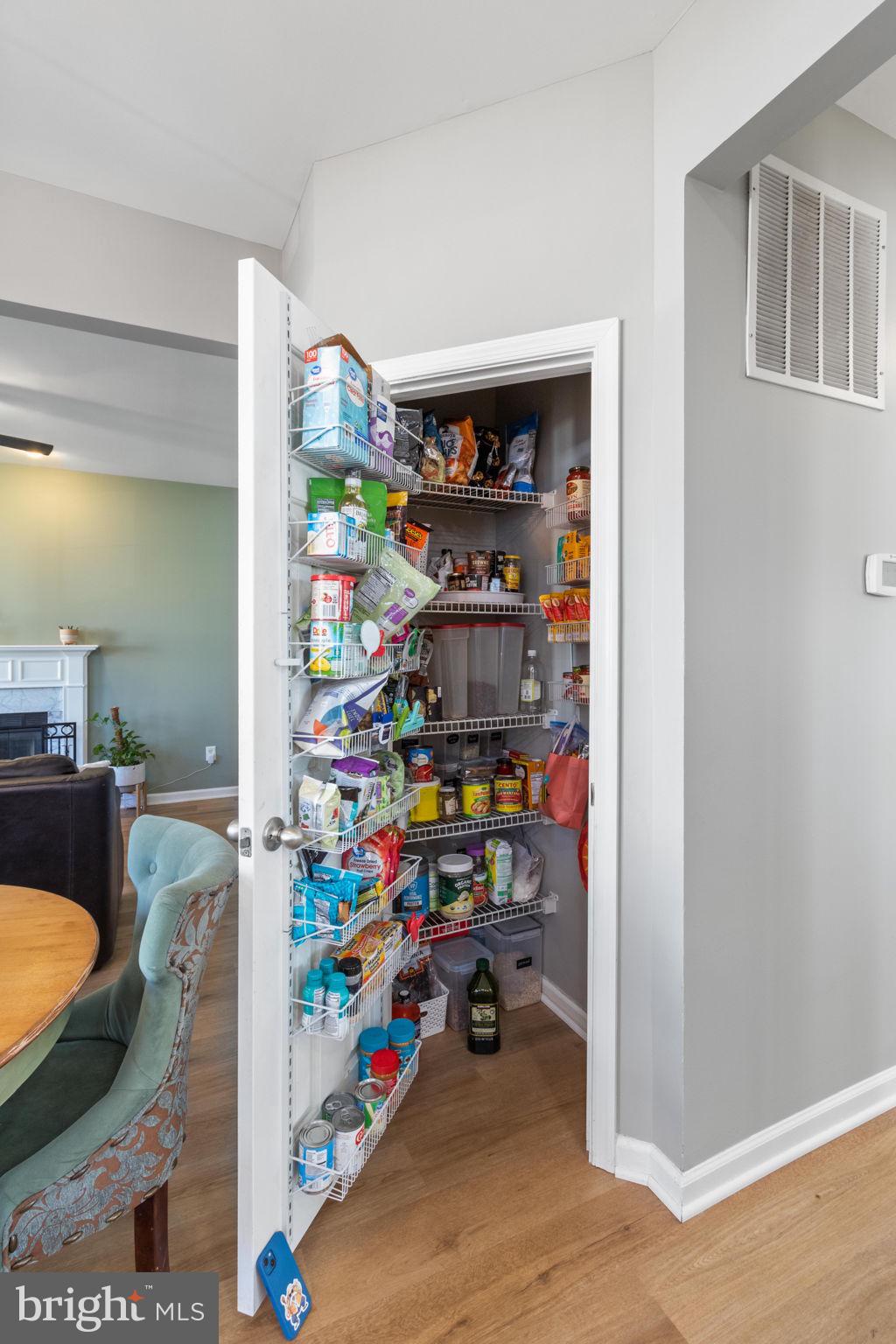 SHELTONS RUN - Residential Lease