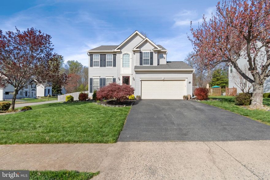 Tucked away in Shelton’s Run, this home will be ready for tenants on June 1.  
The main level has a formal living room and dining room; updated eat-in kitchen with pantry; family room with fireplace; laundry room and a ½ bath.  
The upper level has the primary suite, three additional bedrooms and the second full bathroom.  The lower level has a rec room, the 5th bedroom (NTC), the third full bathroom, an office, and gym/storage space.  Outside, the backyard is completely fenced.  
Shelton’s Run is just minutes off 1-95 and approximately 15 miles from Quantico marine Corps Base. 15 miles north of historic Old Town Fredericksburg and 35 miles south of Washington D.C..  Park Ridge is convenient to Shopping, Restaurants, Commuter Lots and the VRE.