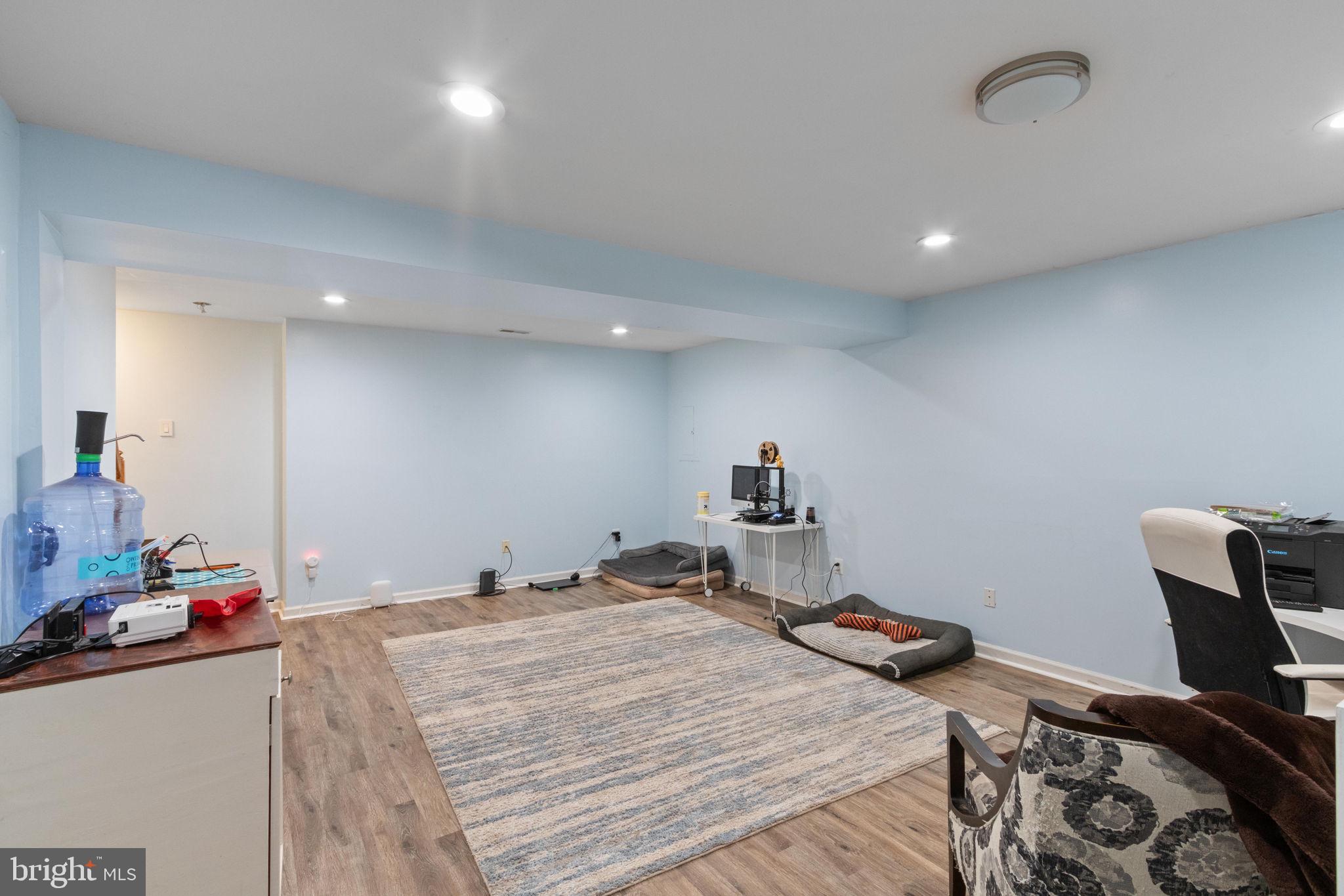 SHELTONS RUN - Residential Lease