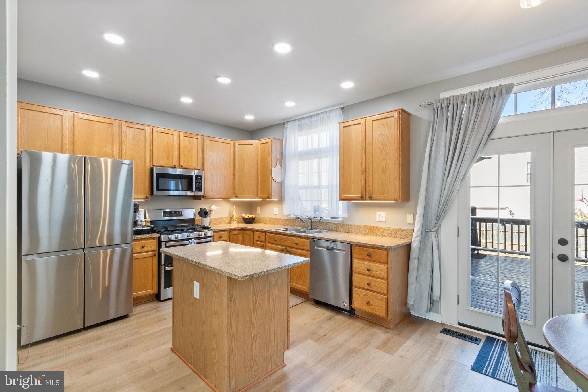 SHELTONS RUN - Residential Lease