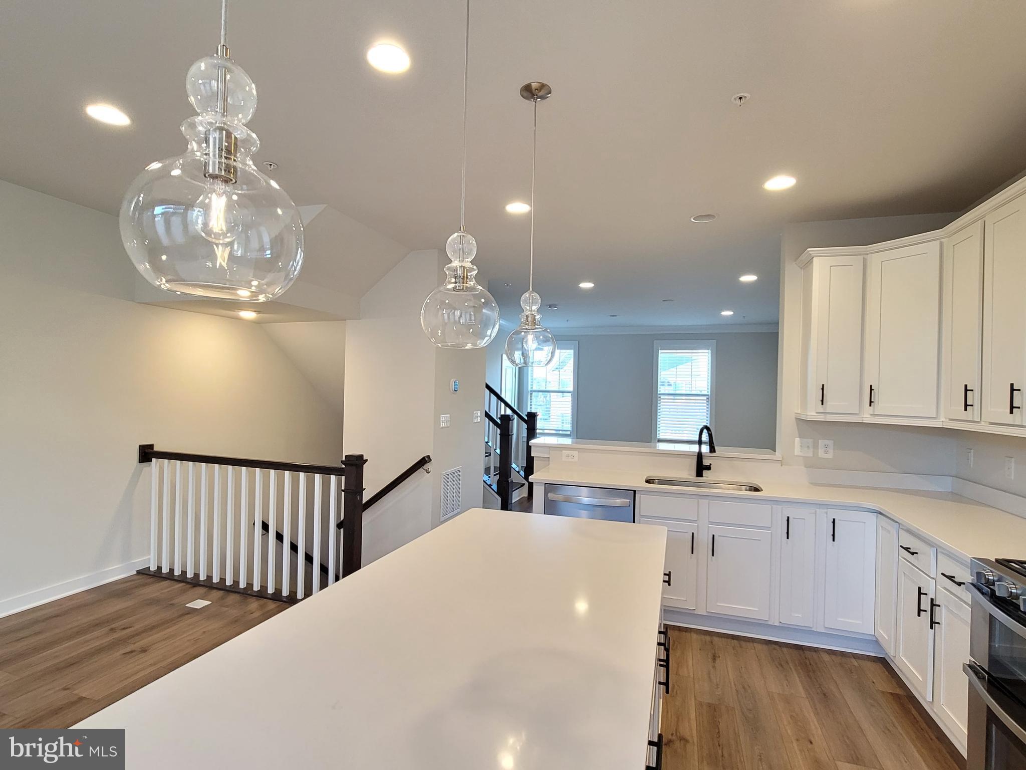 STONE BARN VILLAGE - Residential Lease