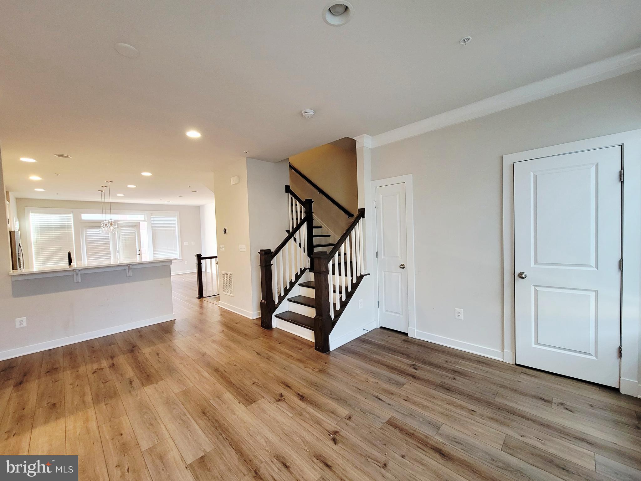 STONE BARN VILLAGE - Residential Lease