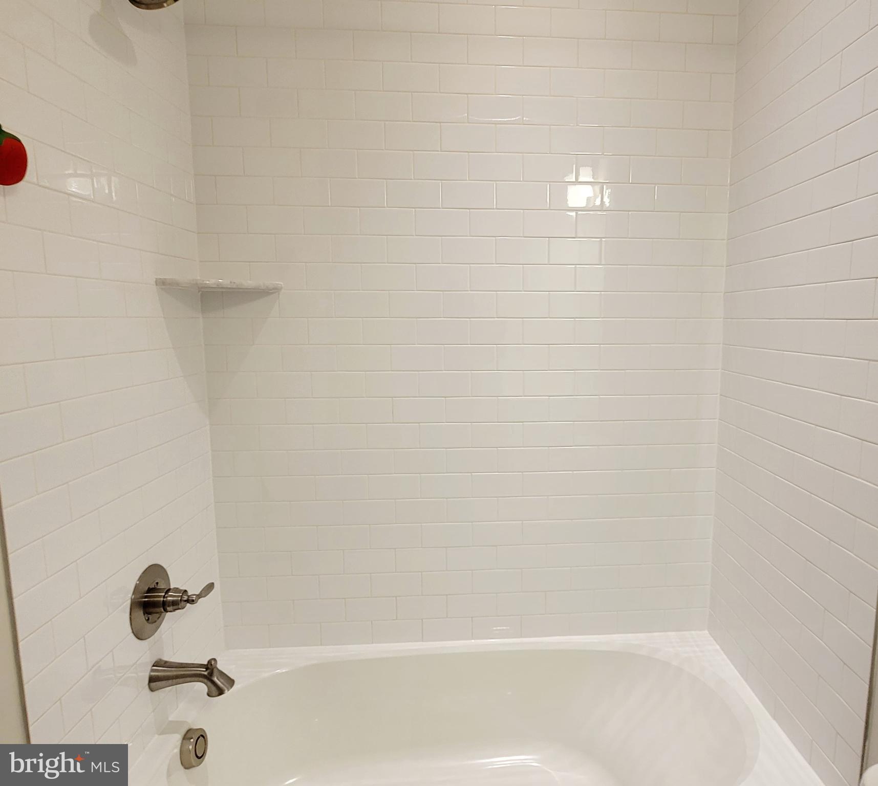 STONE BARN VILLAGE - Residential Lease