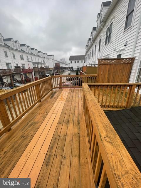 CAMDEN CROSSING - Residential Lease