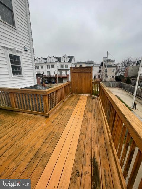 CAMDEN CROSSING - Residential Lease