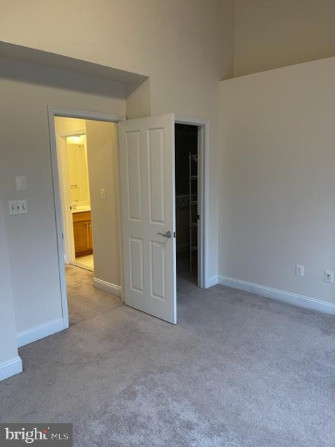 CAMDEN CROSSING - Residential Lease