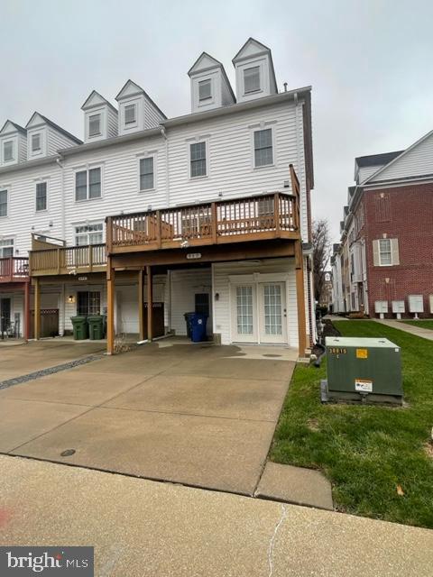 CAMDEN CROSSING - Residential Lease