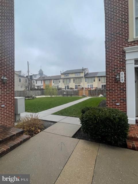 CAMDEN CROSSING - Residential Lease