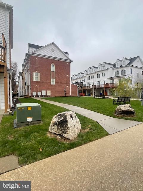 CAMDEN CROSSING - Residential Lease