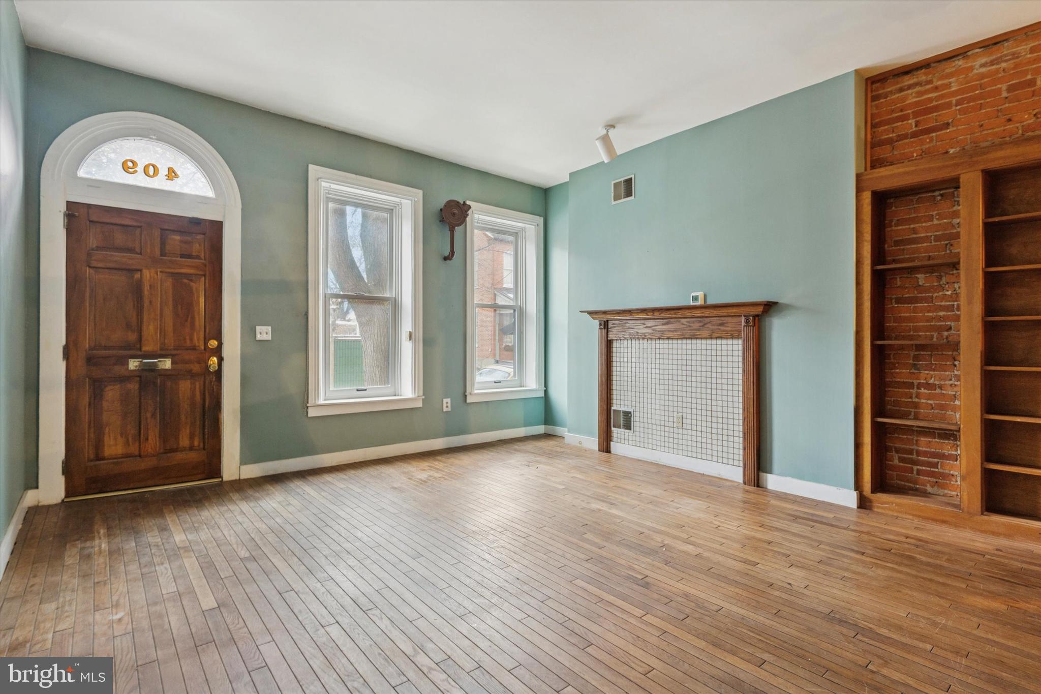 409 LANCASTER AVENUE