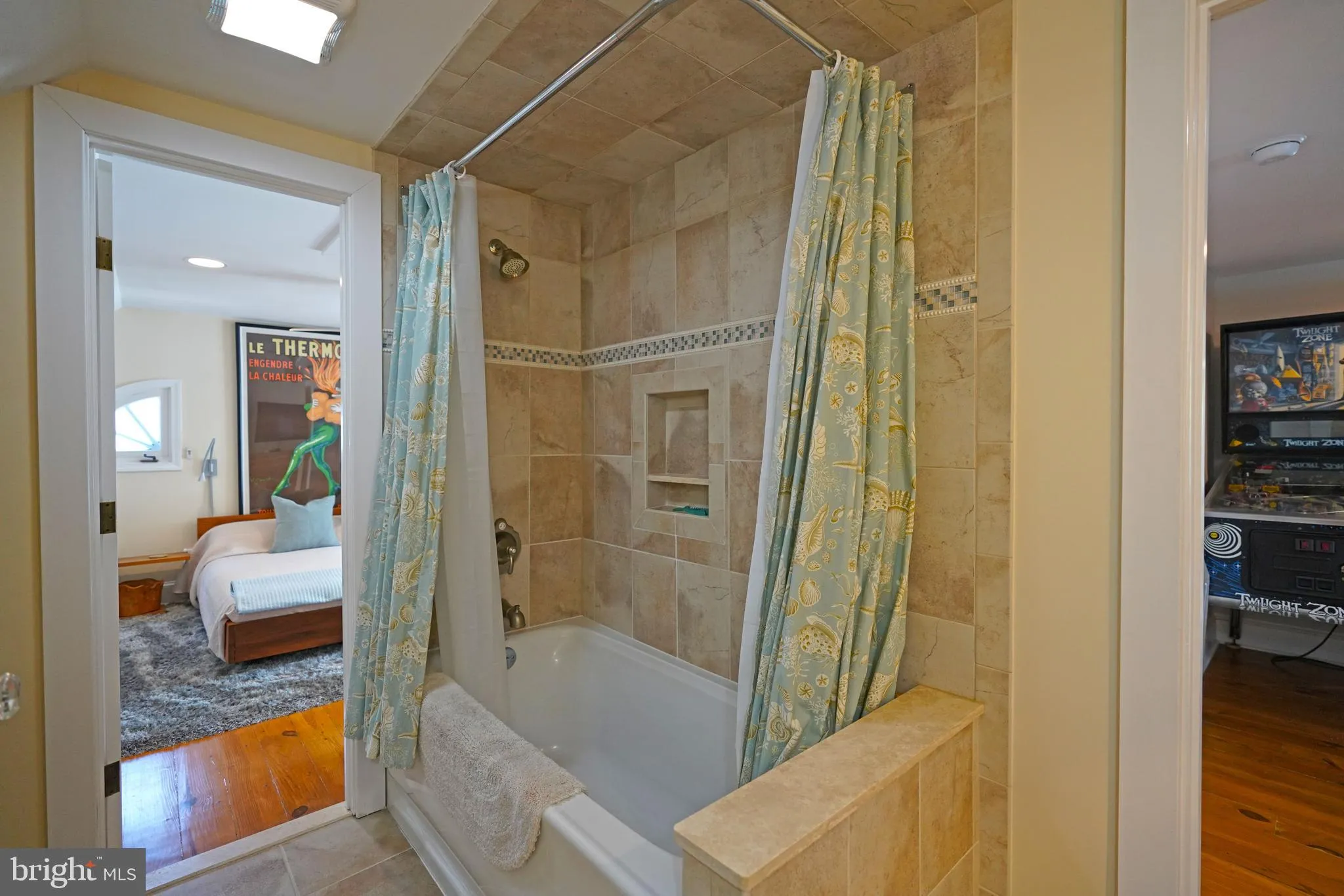 Lewes, Delaware 19958, United States, 5 Bedrooms Bedrooms, ,5 BathroomsBathrooms,Residential,Active,135010