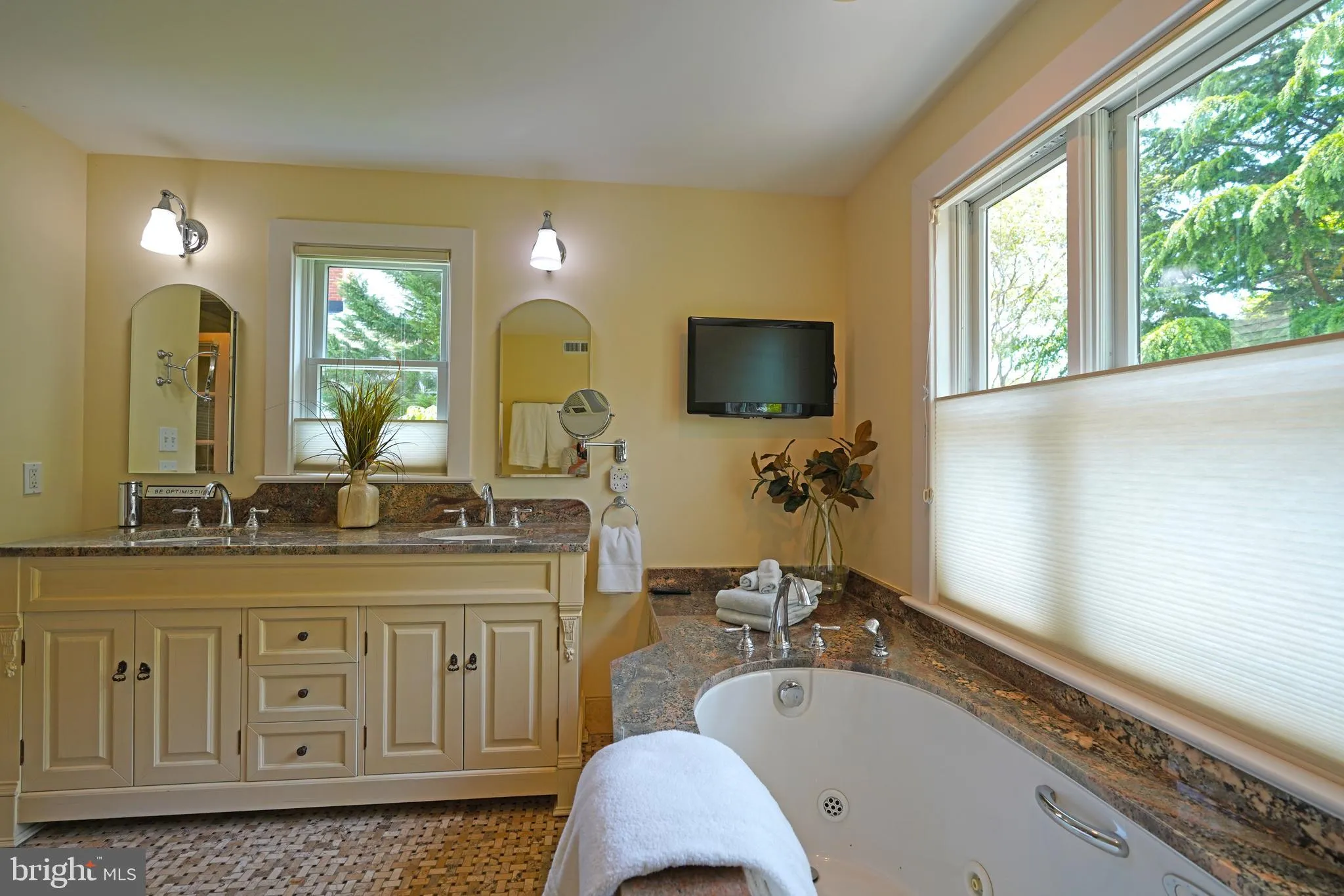 Lewes, Delaware 19958, United States, 5 Bedrooms Bedrooms, ,5 BathroomsBathrooms,Residential,Active,135010