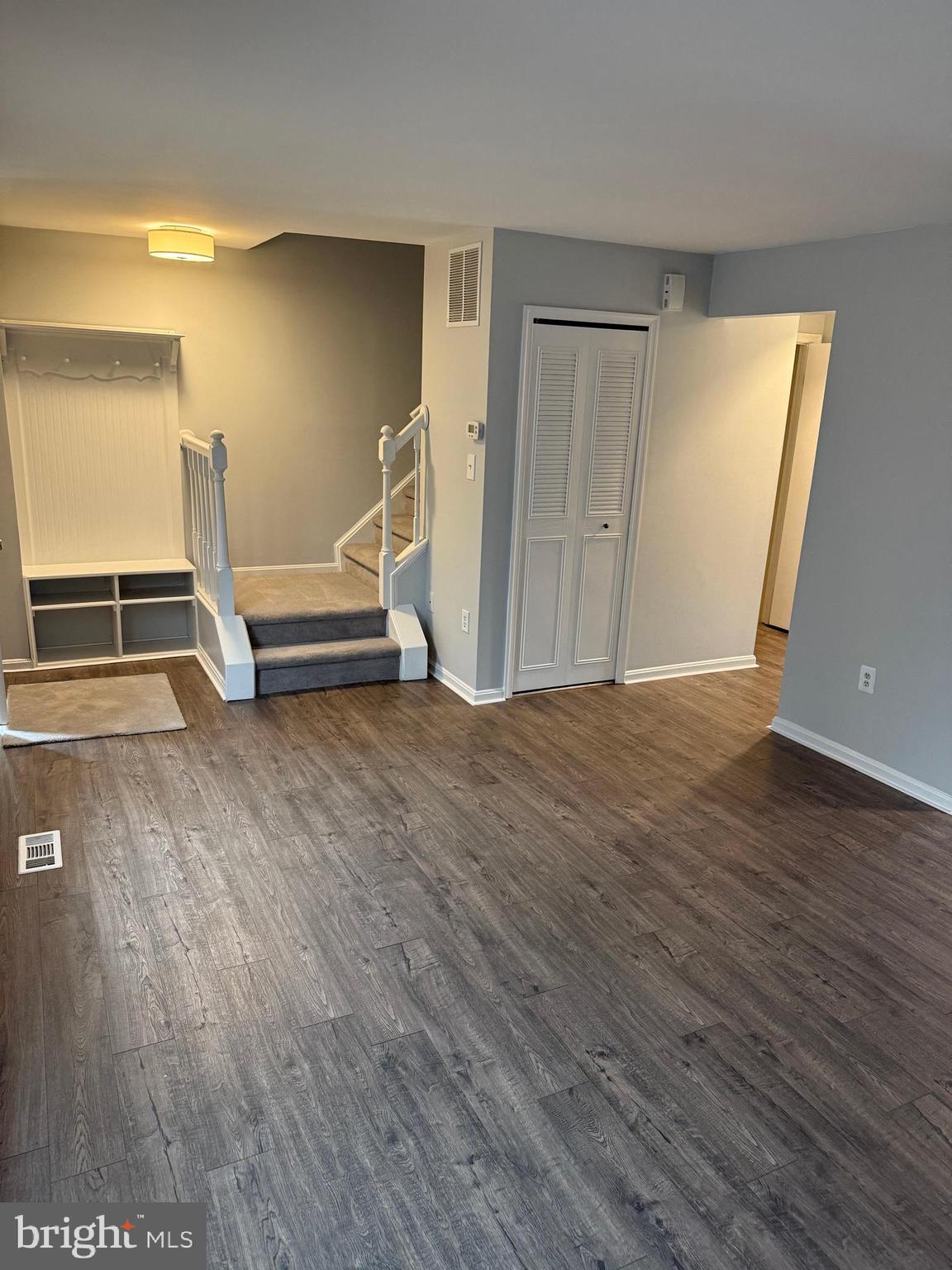 POINT OF WOODS - Residential Lease