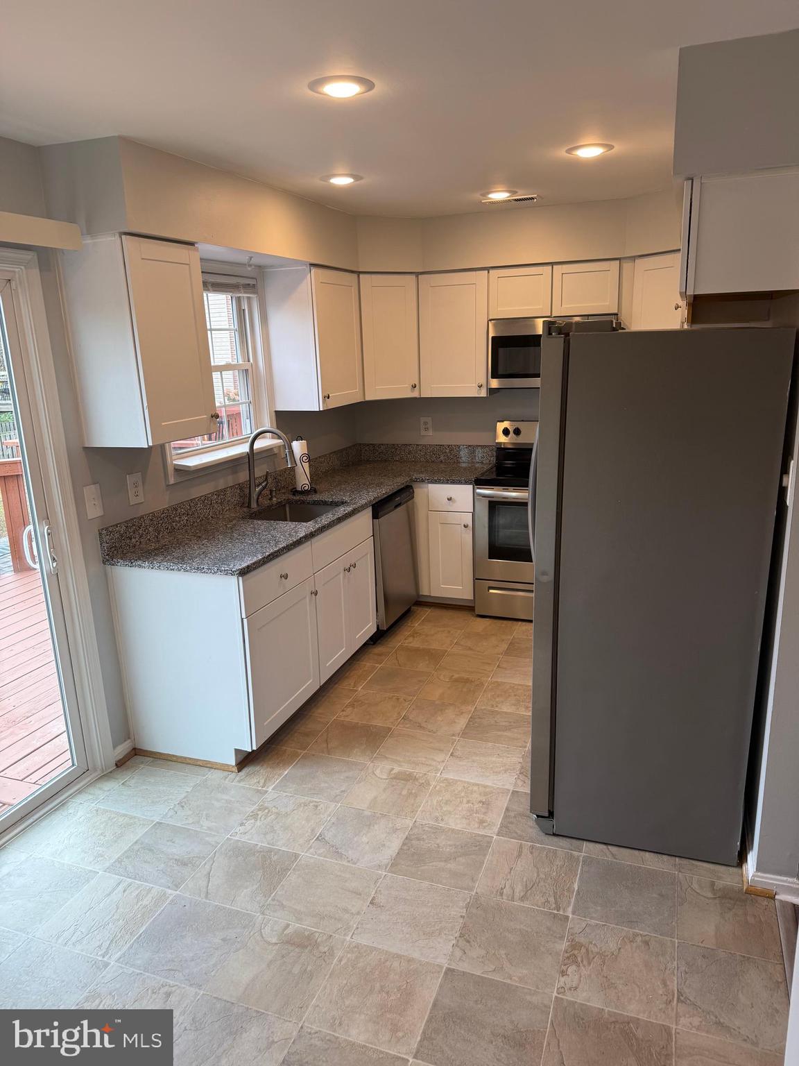 POINT OF WOODS - Residential Lease