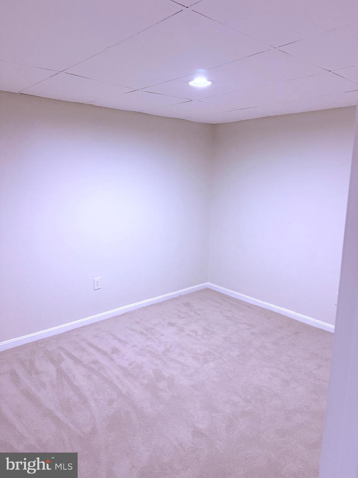 POINT OF WOODS - Residential Lease