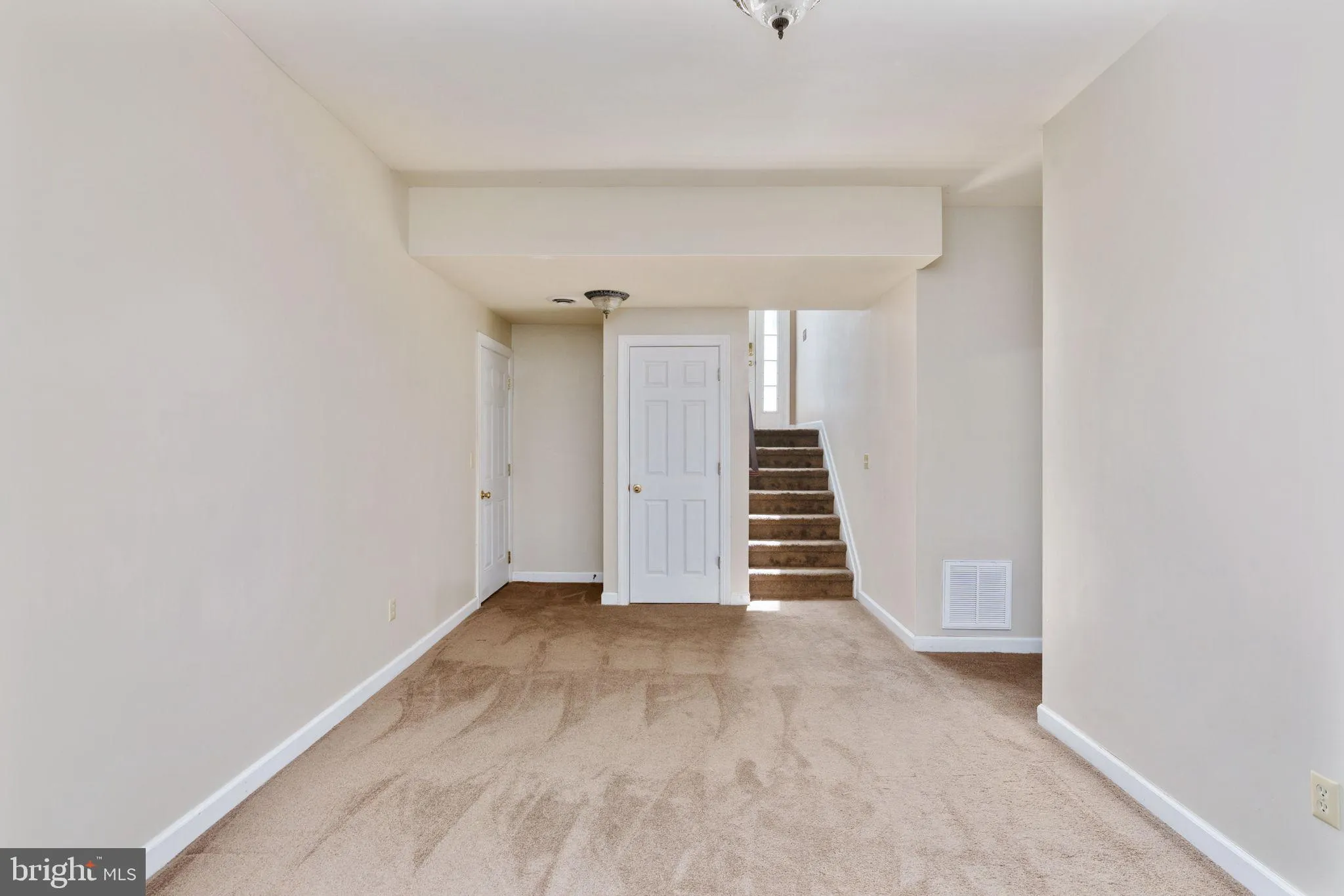 Fredericksburg, Virginia 22406, United States, 3 Bedrooms Bedrooms, ,3 BathroomsBathrooms,Residential,Active,181453