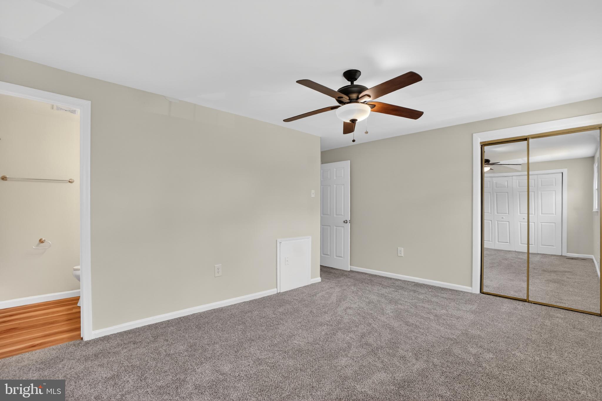 PINEWOOD HILL - Residential