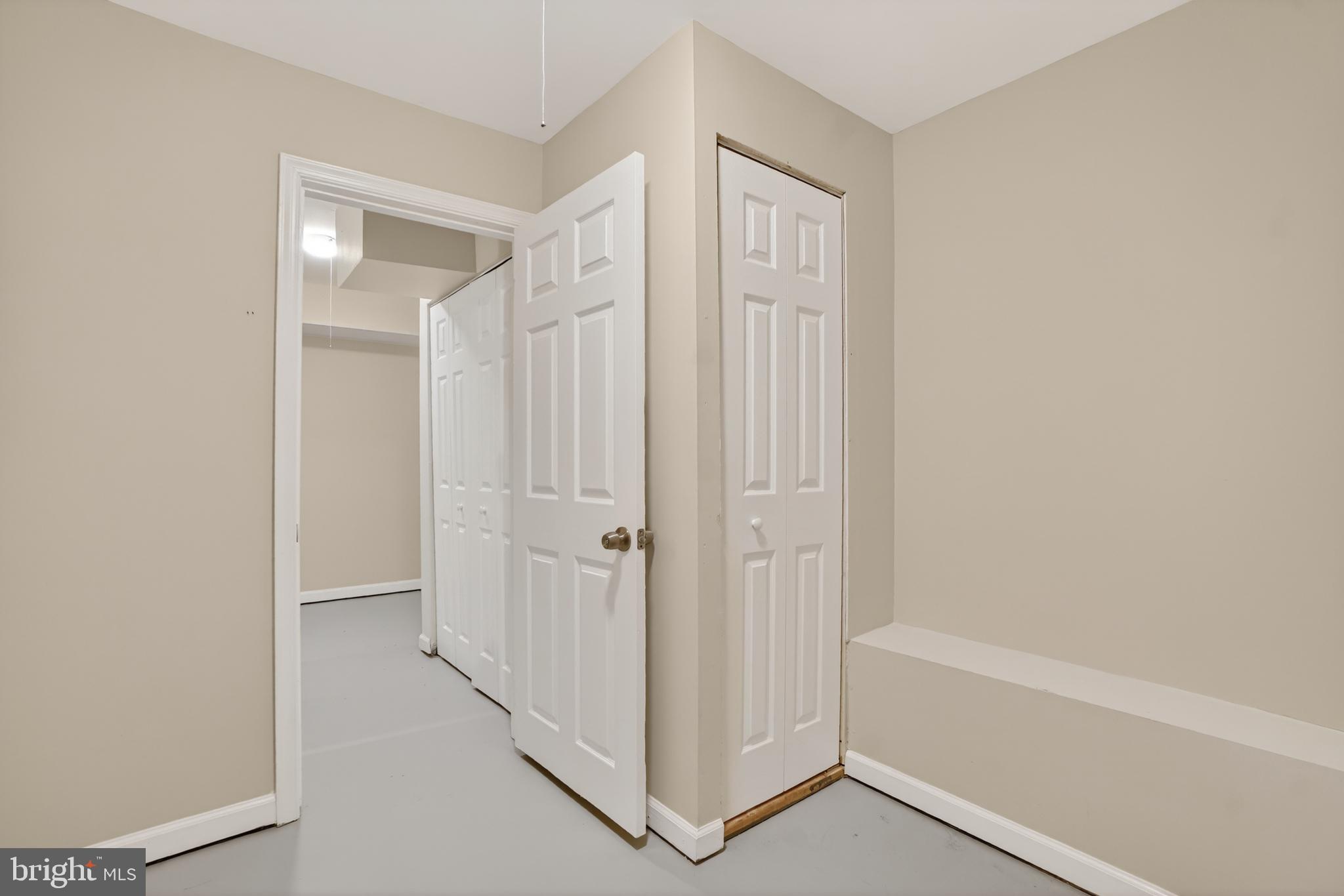 PINEWOOD HILL - Residential