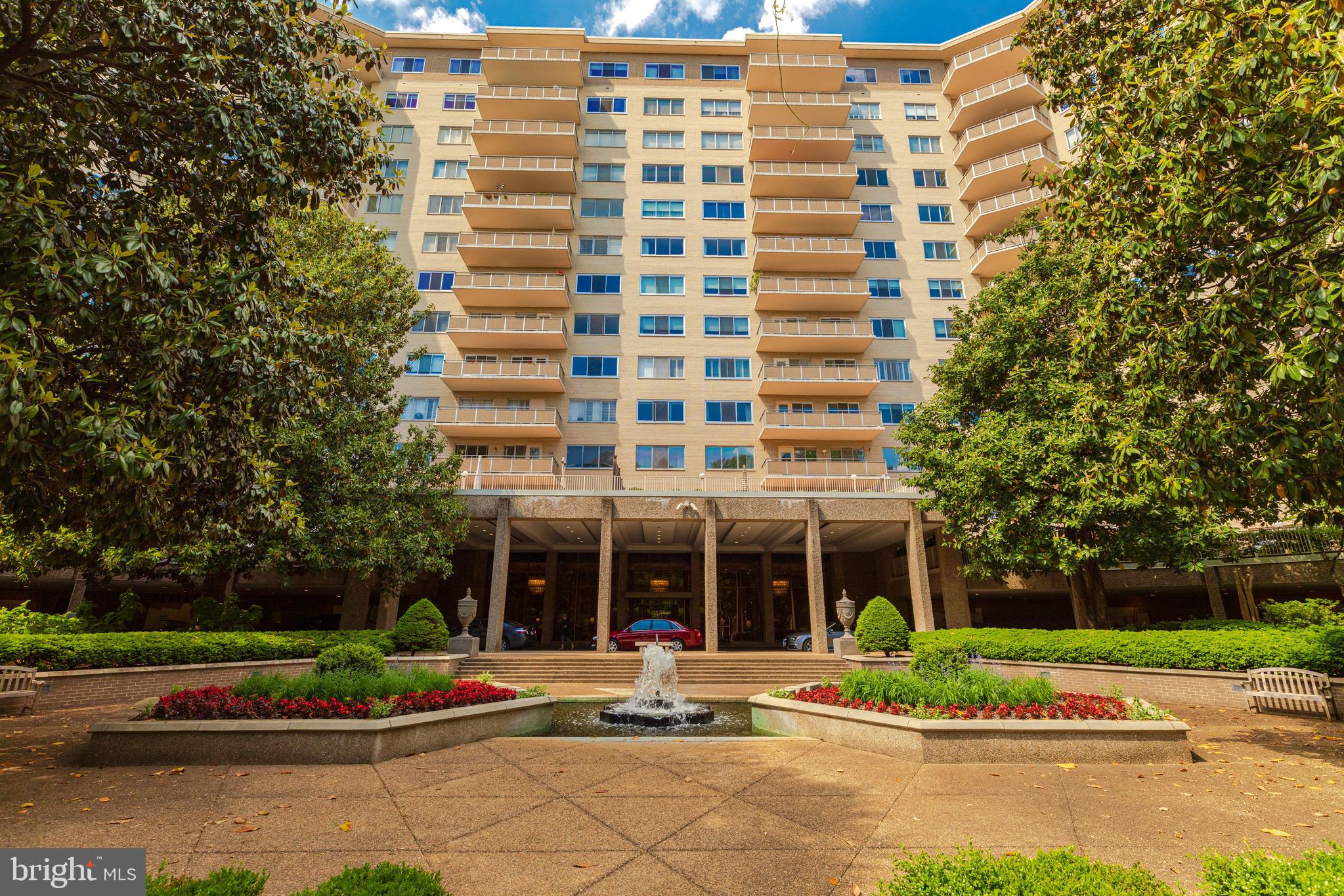 2801 NEW MEXICO AVENUE NW 204