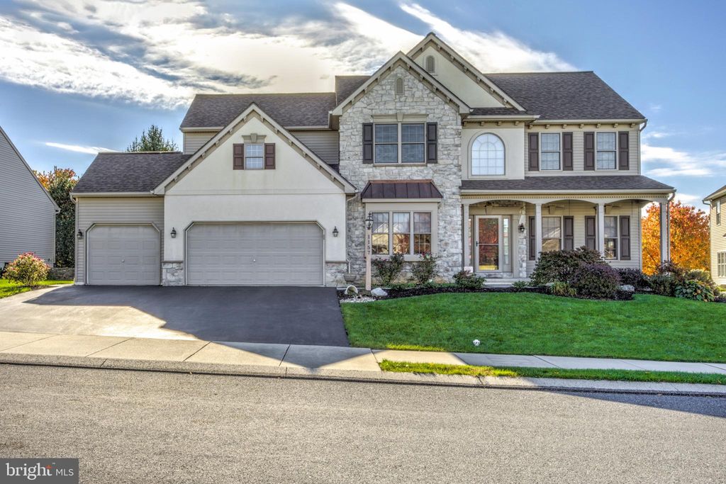 Photo of 1157 Dawn Avenue, Ephrata, PA 17522 (MLS # PALA2043094)