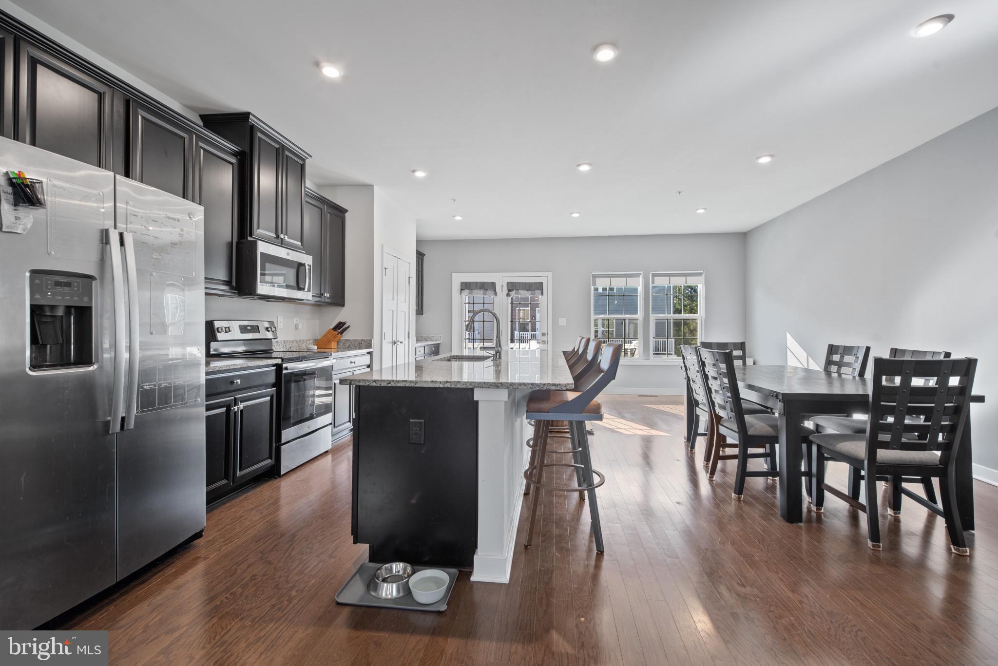 LARGO TOWN CENTER - Residential