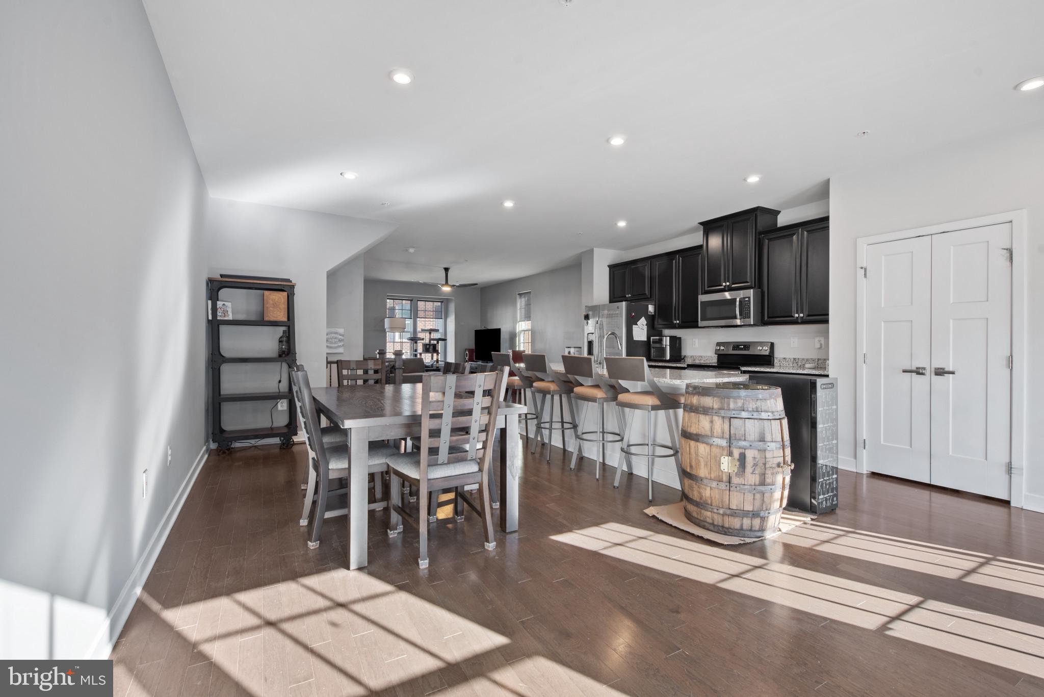 LARGO TOWN CENTER - Residential