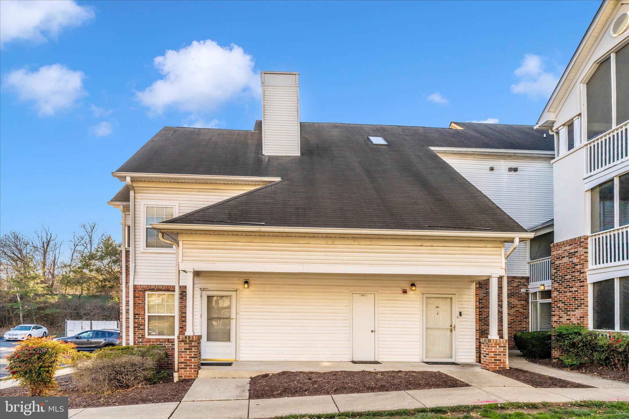 GREENBELT LAKE VILLAGE - Residential Lease