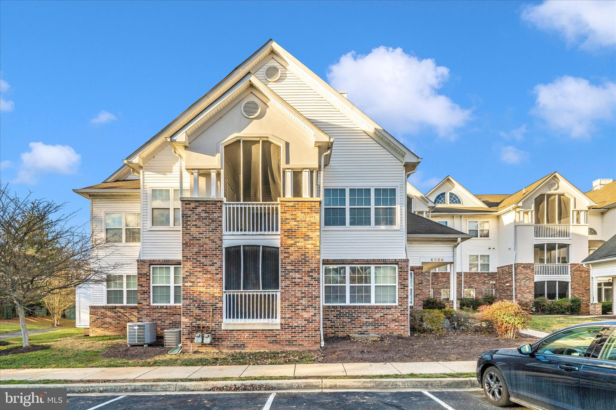 GREENBELT LAKE VILLAGE - Residential Lease