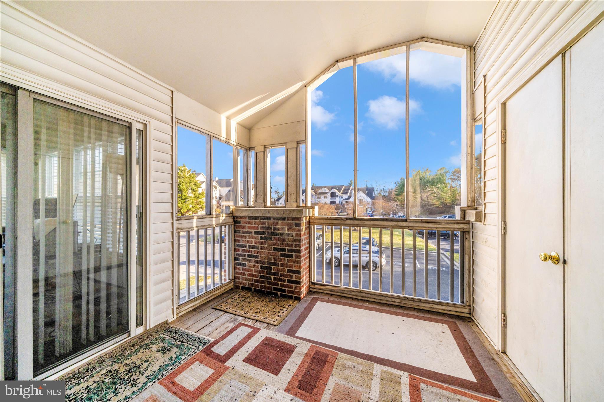 GREENBELT LAKE VILLAGE - Residential Lease