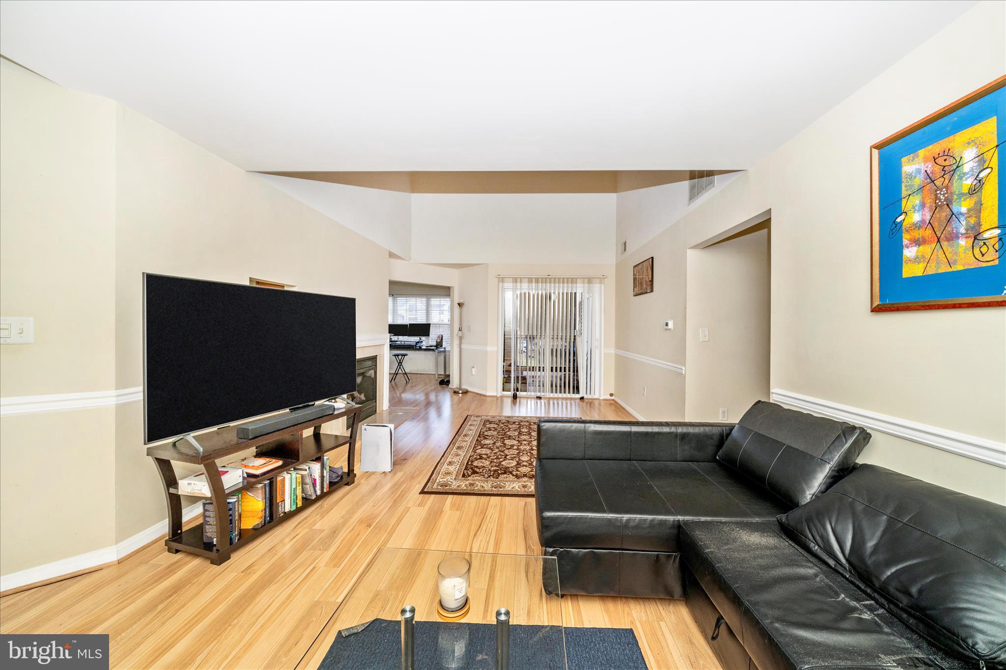 GREENBELT LAKE VILLAGE - Residential Lease