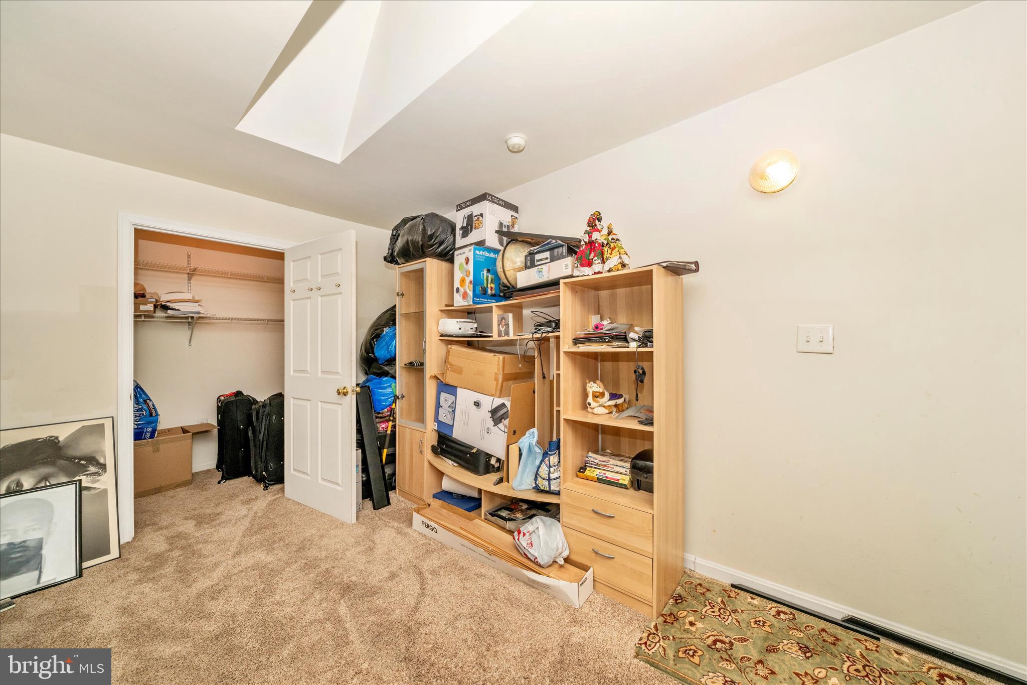 GREENBELT LAKE VILLAGE - Residential Lease