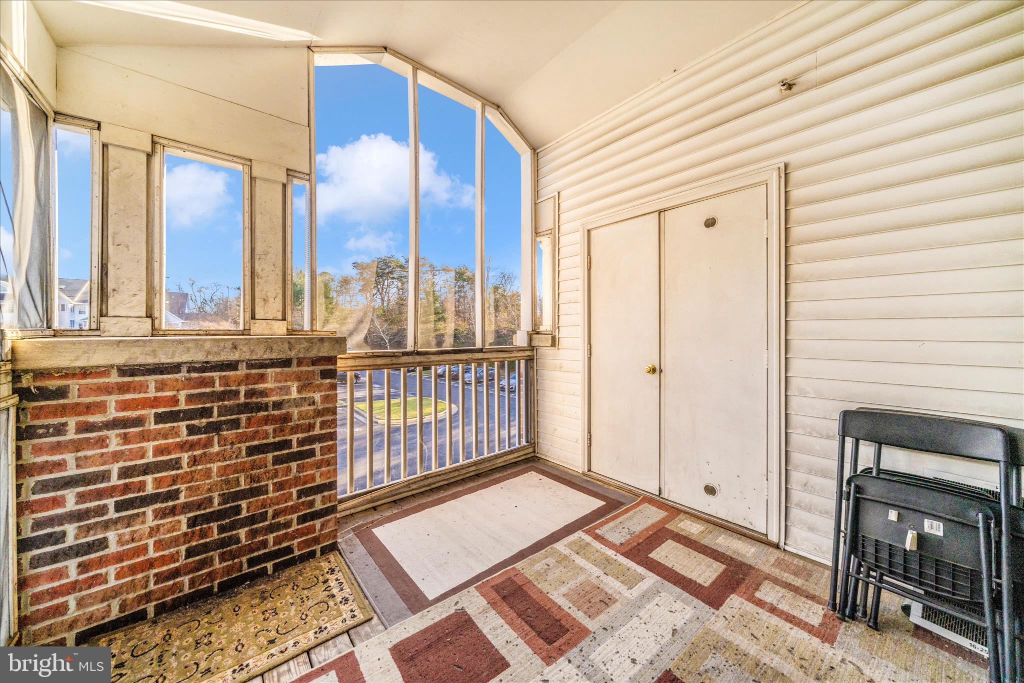 GREENBELT LAKE VILLAGE - Residential Lease