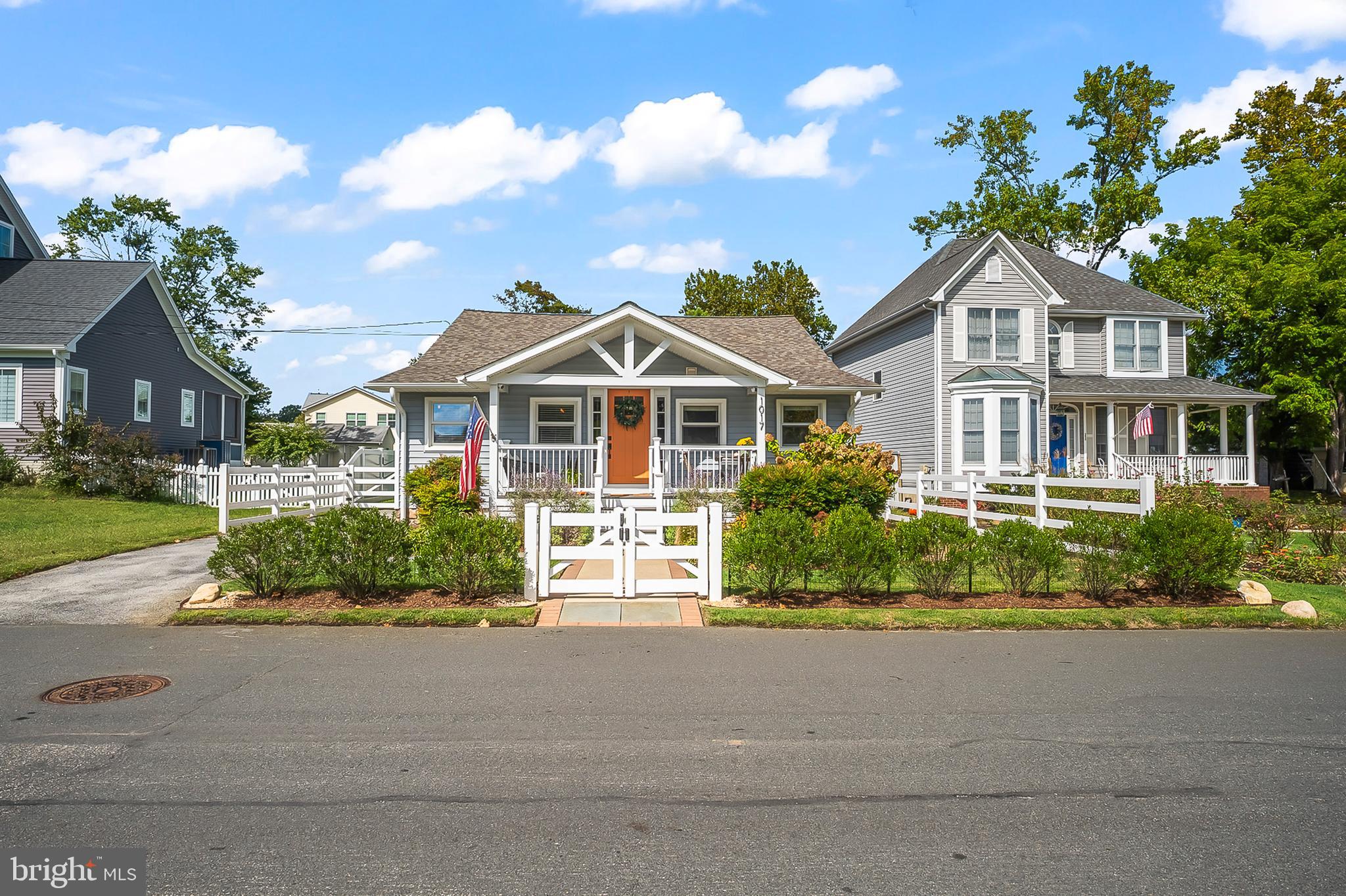 1017 SHORE DRIVE