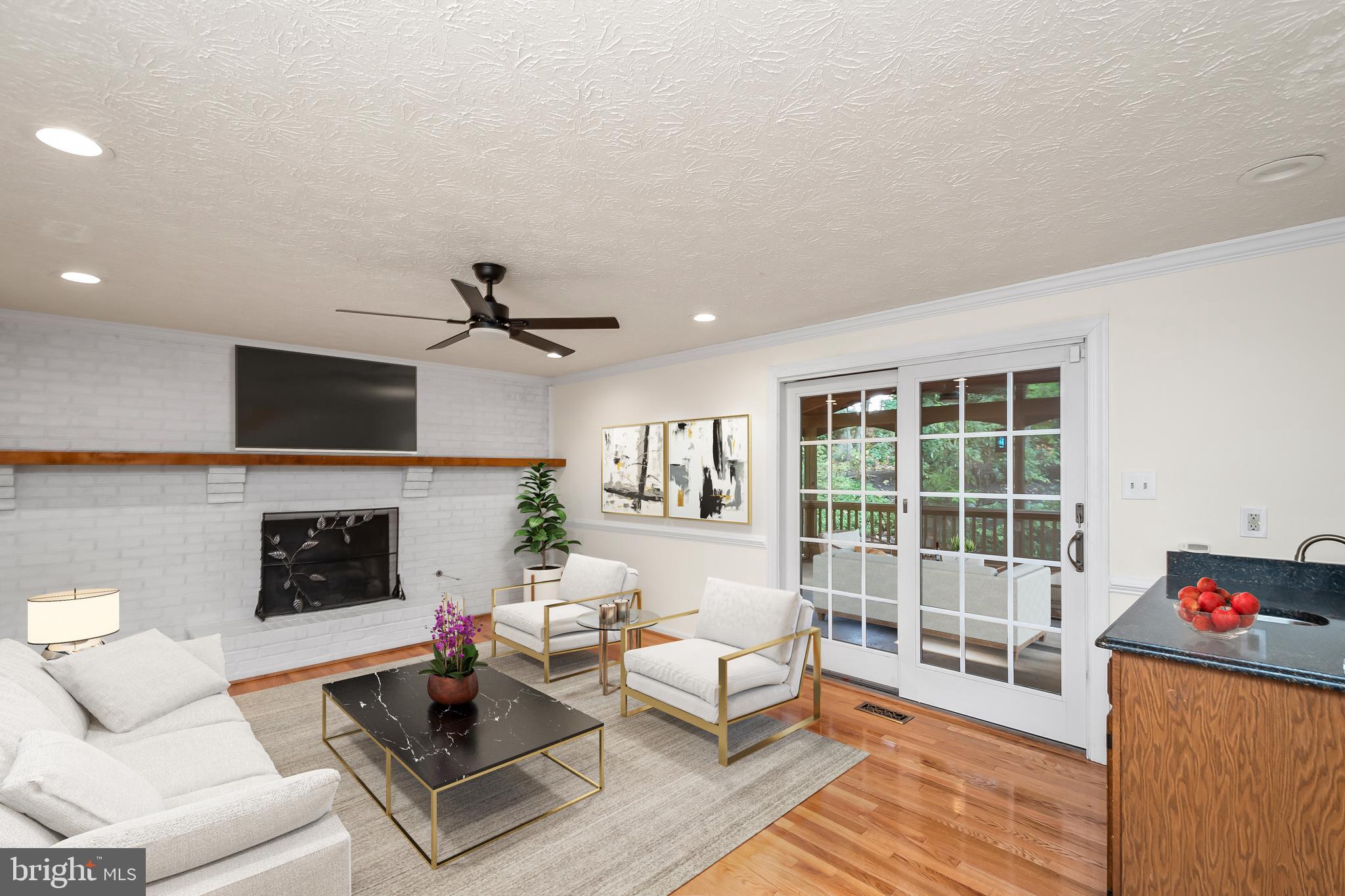 MONTCLAIR - Residential