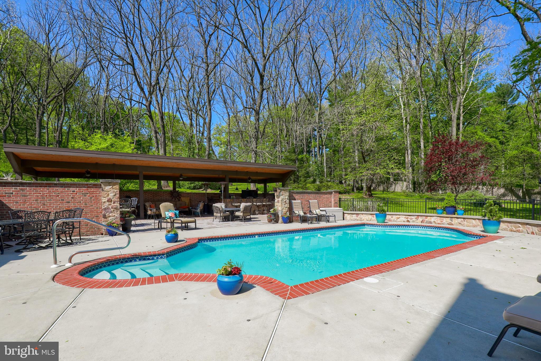 80 SCHOOL HOUSE ROAD