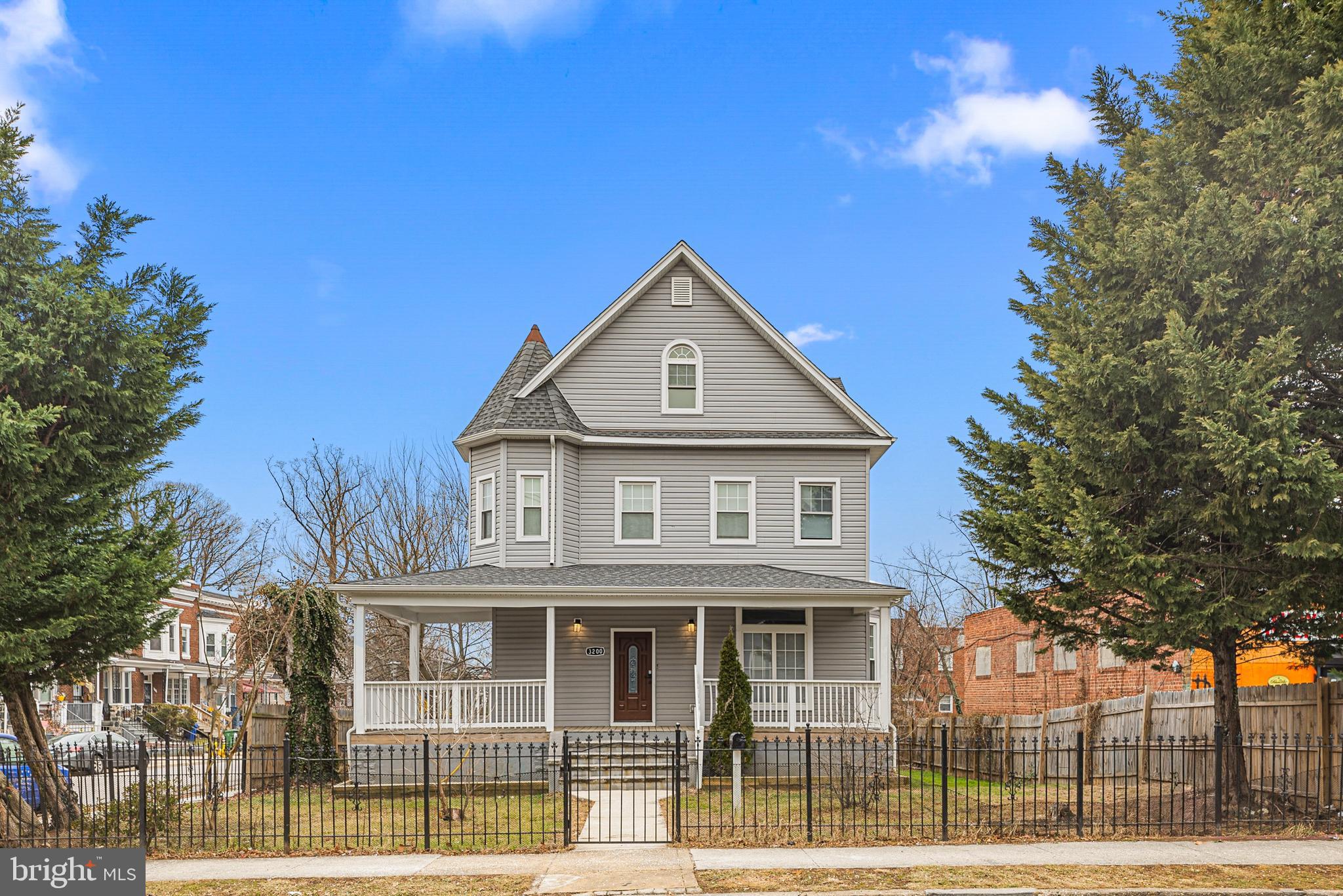 WEST FOREST PARK - Residential