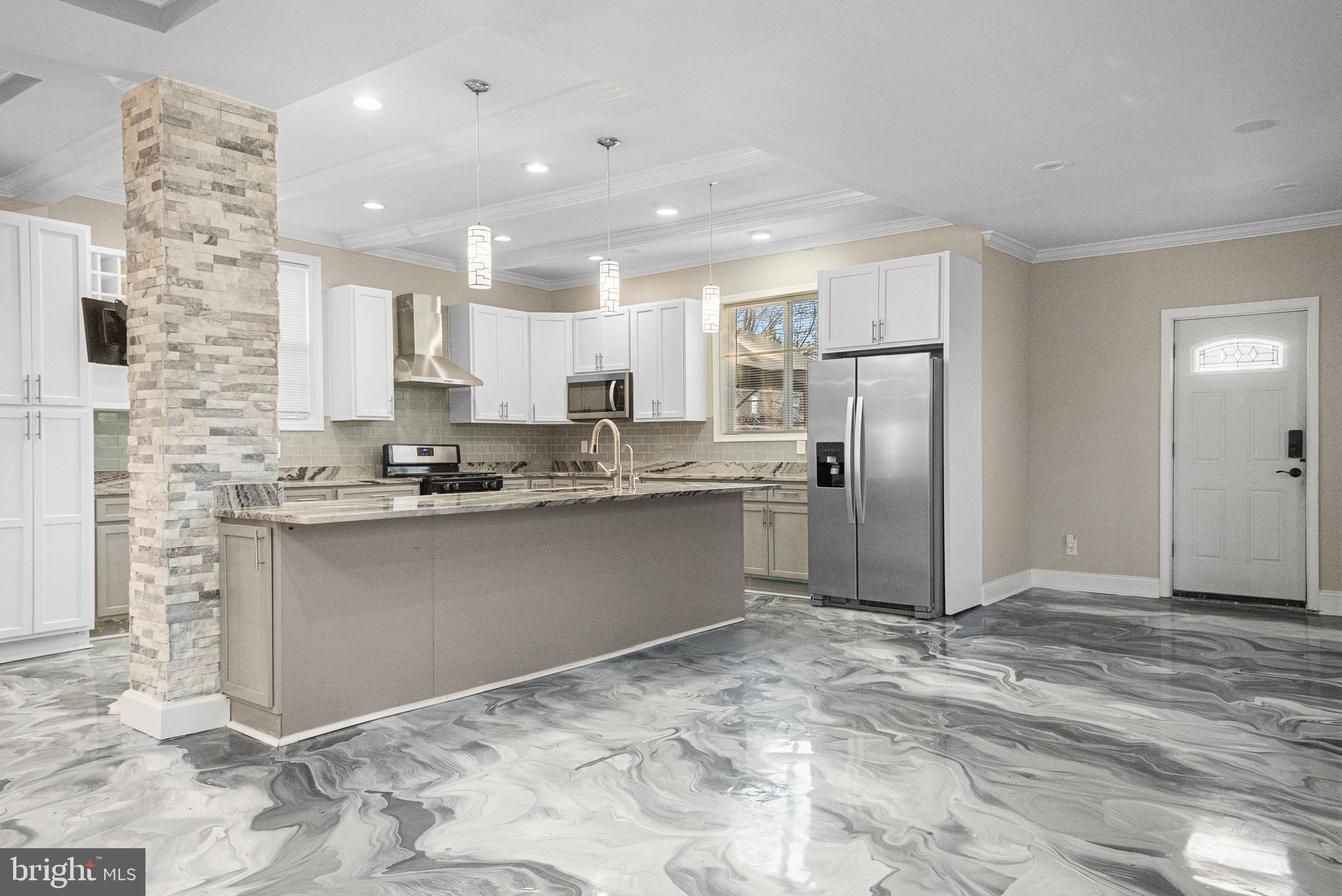 WEST FOREST PARK - Residential
