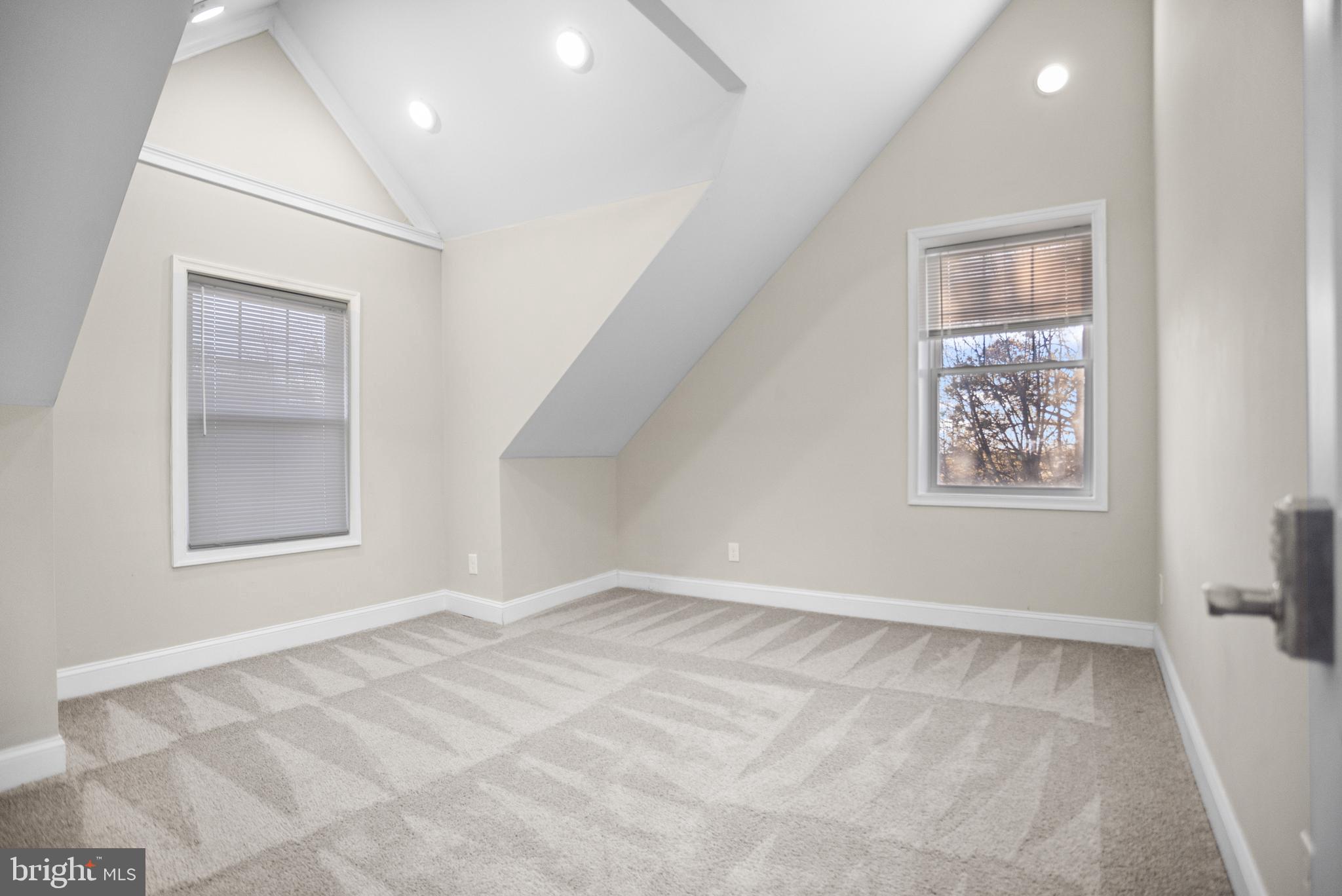 WEST FOREST PARK - Residential